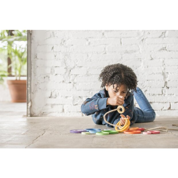 GRAPAT - 20-216 - Regenbogen Holzringe - Nest 24 Ringe (Nest Rings)